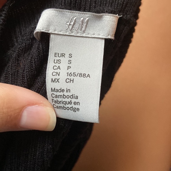 H&M sweater - Picture 4 of 4